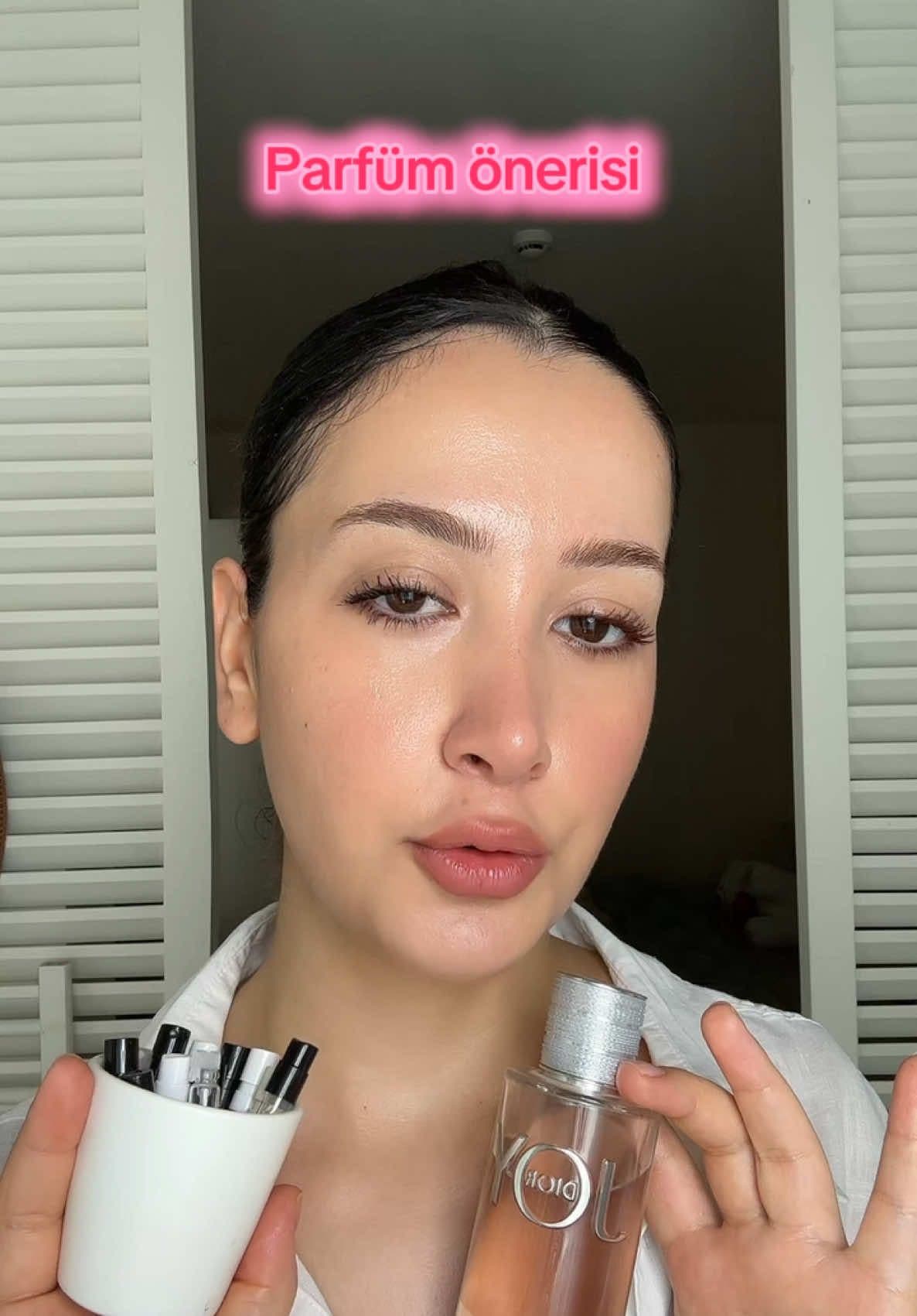 Yıllardır vazgeçemediğim koku #parfüm#parfümönerisi#dior#diorjoy#fypage#reklamdeğil