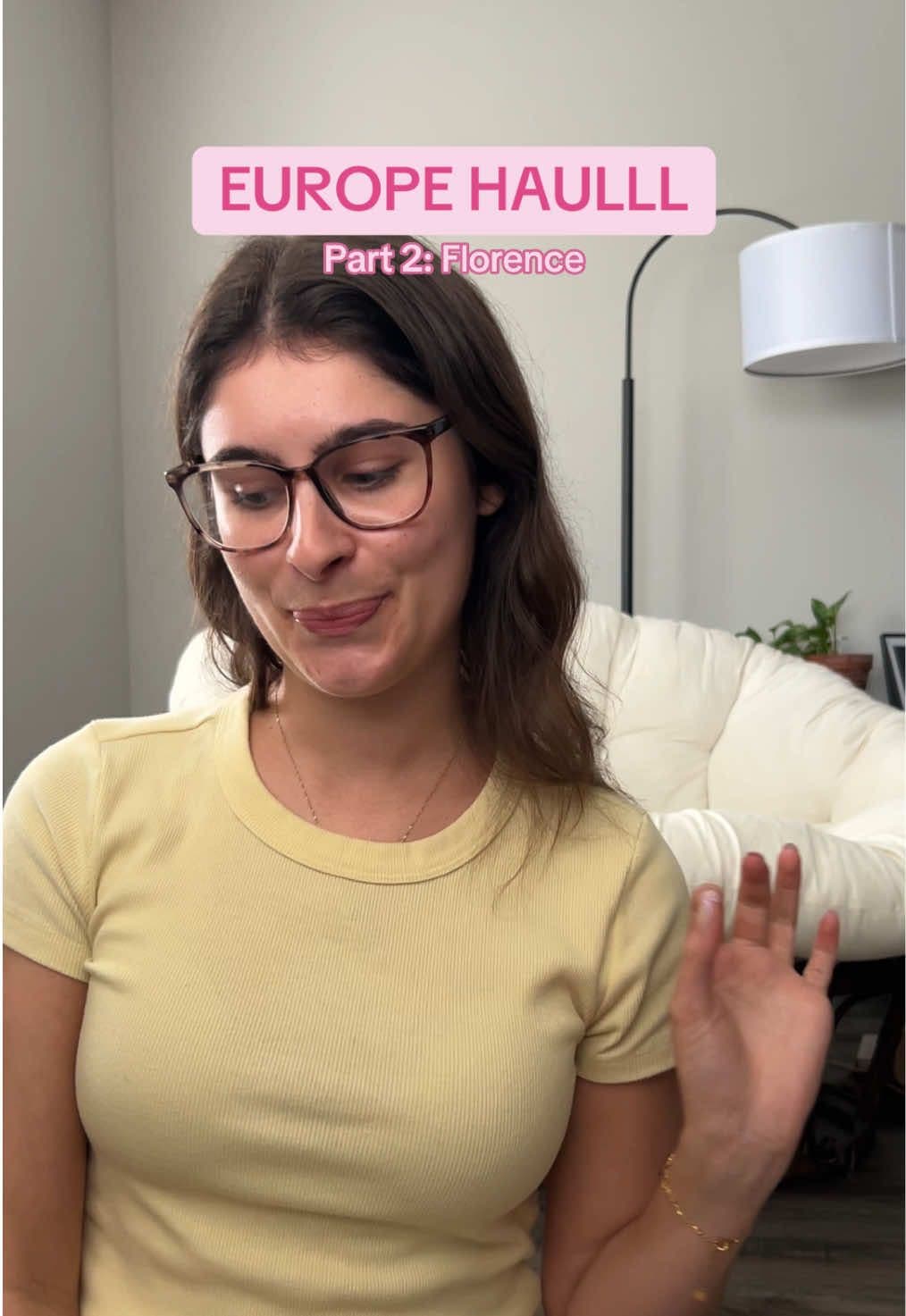 if you ever wondered if the Sicilian women stereotypes hold up in Italy… they do lmfao😮‍💨😮‍💨😮‍💨 @SantaMariaNovella1221 #sicilian #sicilianwomen #italy #florence #italianleather #imedici #santamarianovella #perfumery 