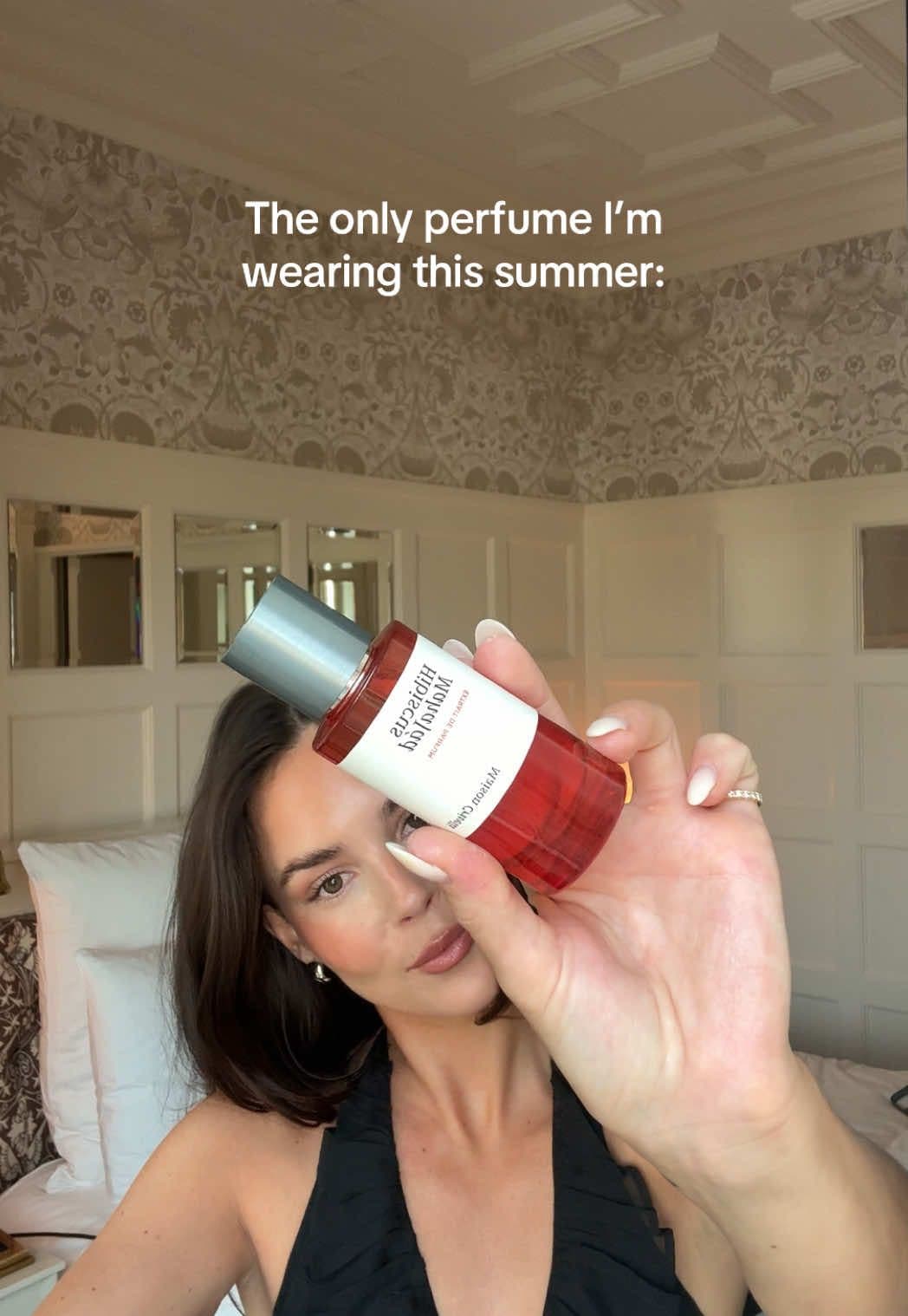 Loveee!! Maison Crivelli Hibiscus Mahajad 🤍 @Maison Crivelli  #perfumetiktok #perfumetok #perfumes #perfumecheck #perfumecollection  