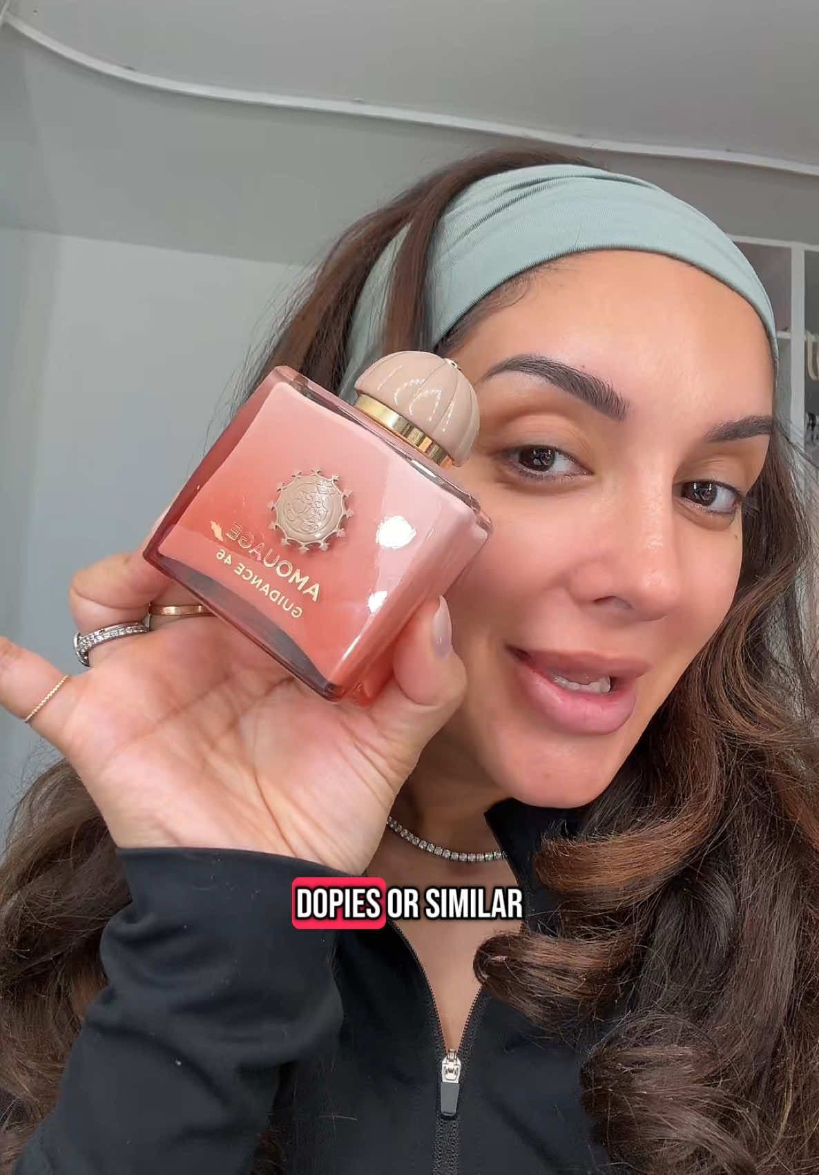 It’s the perfect mix of gourmand floral and woody. I love scents that scream luxury and this has to be the it girl of them all. #amouage #guidance46 #perfumetok 