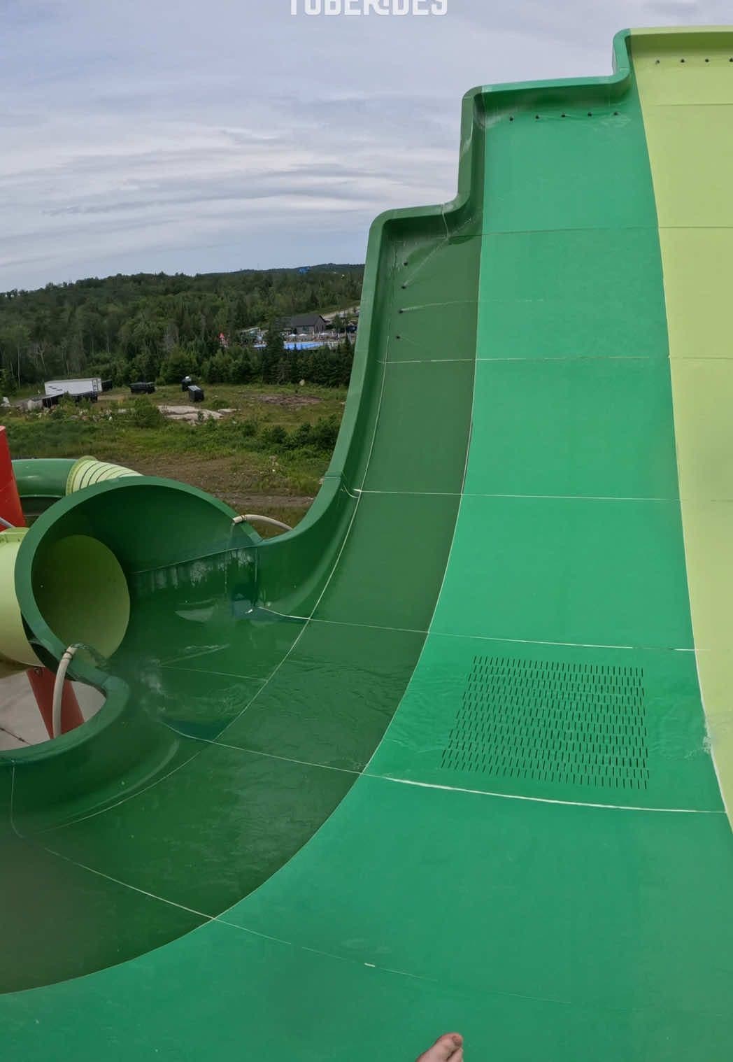 Unique halfpipe water slide at Complexe Atlantide in Canada! Unlike most other attractions of this kind, this slide features quite a long slide course after the halfpipe element. #complexeatlantide #atlantide #halfpipeslide #halfpipewaterslide #waterpark #waterslide #tiktok #foryou #foryoupage #fyp #tuberides #aquapark #slide #slides #waterslides #wasserpark #wasserrutsche #rutsche #rutschen #wasserrutschen #waterglijbaan #zjezdzalnia #toboggan #tobogan #parcaquatique #parqueacuatico #parkwodny #vandrutsjebane #rutsjebane #vandrutchebane 