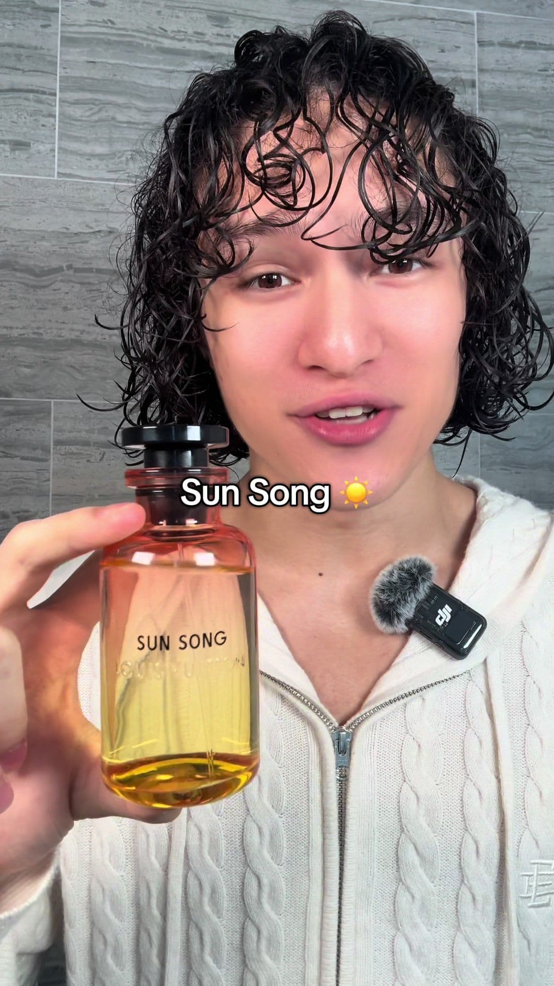 Reviewing The NEW Louis Vuitton Sun Song ☀️🌸 #fragrancetok #perfume #perfumetok #sunsong #lvimagination 
