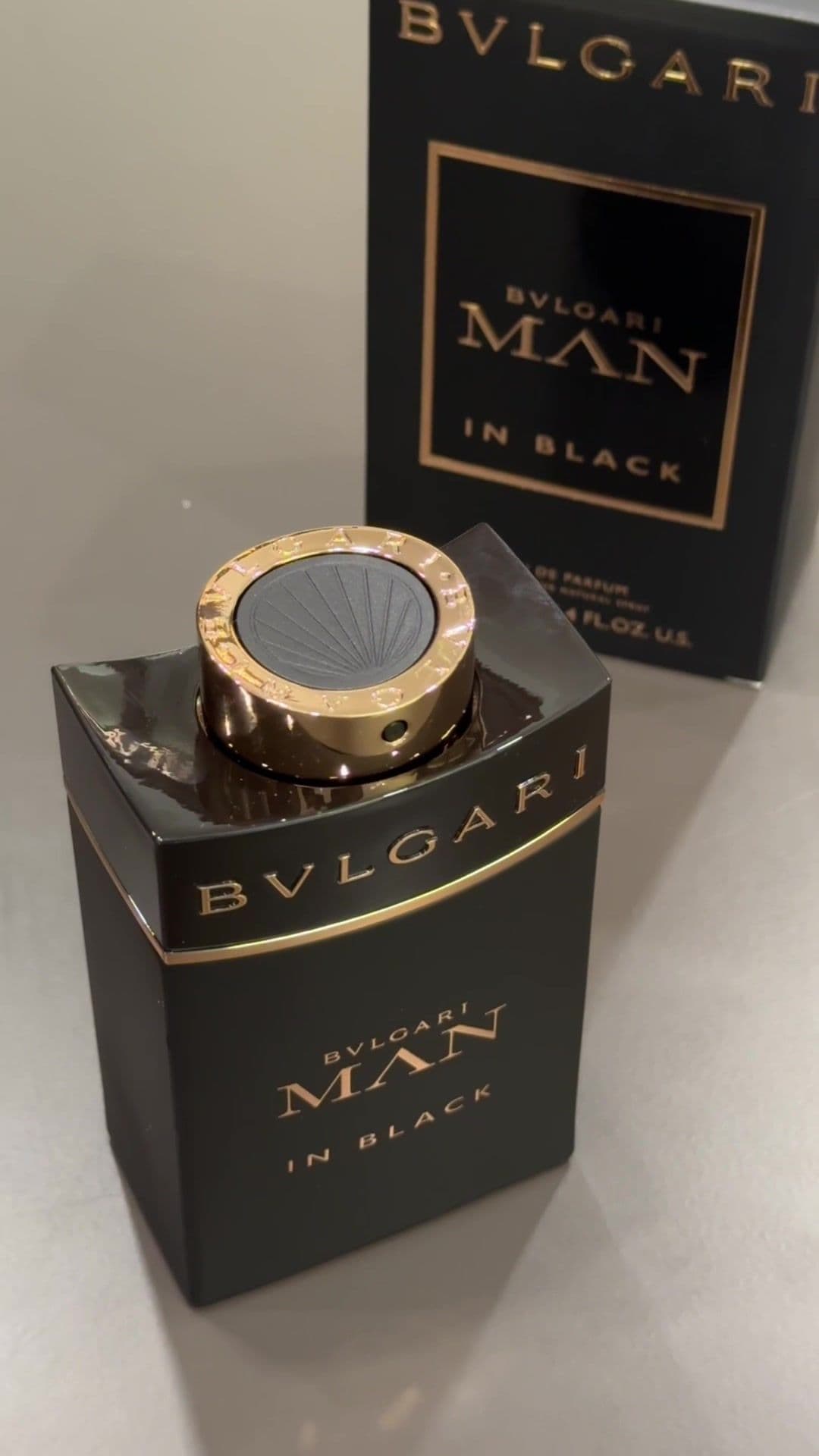 Nam tính, trưởng thành, lịch lãm và cực kỳ quyến rũ. Man In Black là mùi hương của một quý ông đích thực, một phong thái tự tin, thích trải nghiệm và tận hưởng những điều tinh túy trong cuộc sống. #annora #annoravn #bvlgari #maninblack #unboxing #perfume #fragrance #perfumetiktok #asmr #fyp #review #beauty #nuochoa #nuochoachinhhang #nuochoanam #nuochoanu #xuhuongtiktok #viral