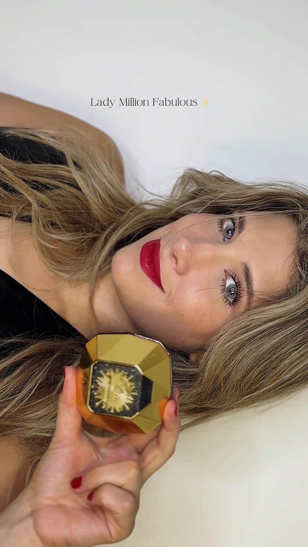 Brillar nunca fue opcional… ✨ Lady Million Fabulous de @rabanne : intensa, dulce y con el toque perfecto de audacia. Ideal para las que no pasan desapercibidas. #LadyMillionFabulous #PacoRabanne #perfume #rabannebeautylovers #rabanneperfume 