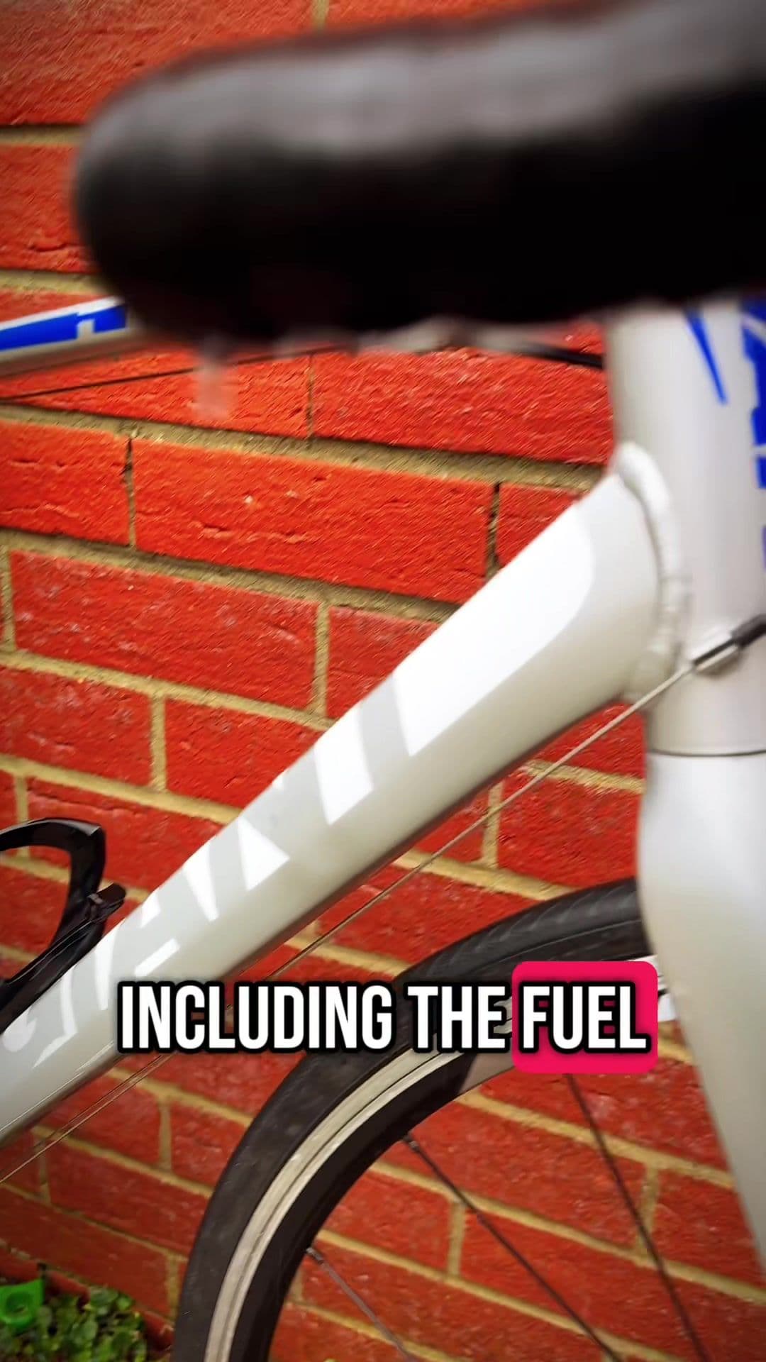 What would you pay for this Giant Defy Road Racing Bike? #bikerestoration #bikebuyingandselling #bikeflip #cycling 