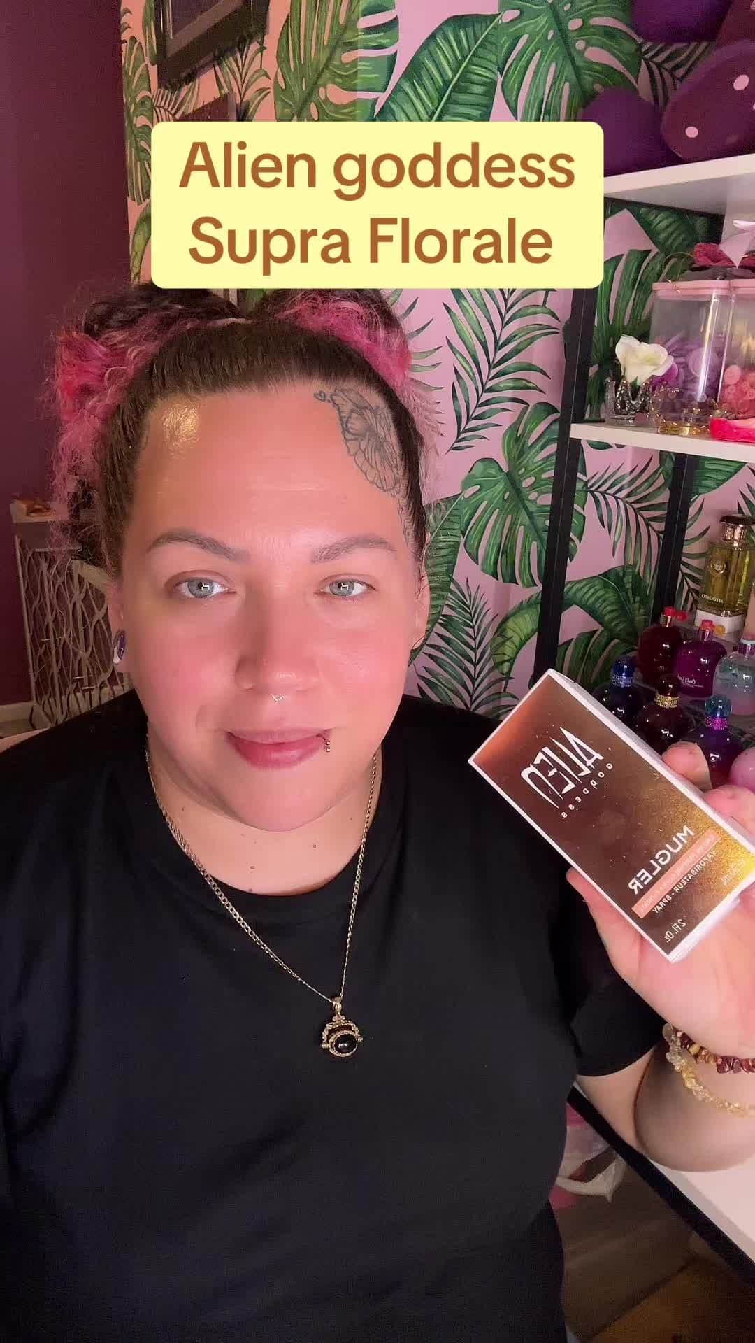 This is such a beautiful fragrance! #fyp #fyppage #perfumetiktok #perfumetok #fragrancetiktok #fragrancetok #perfumecollection #perfumecollector #perfumecommunity #perfumearmy #fragrancecollection #fragrancecollector #fragrancecommunity #fragrancearmy 