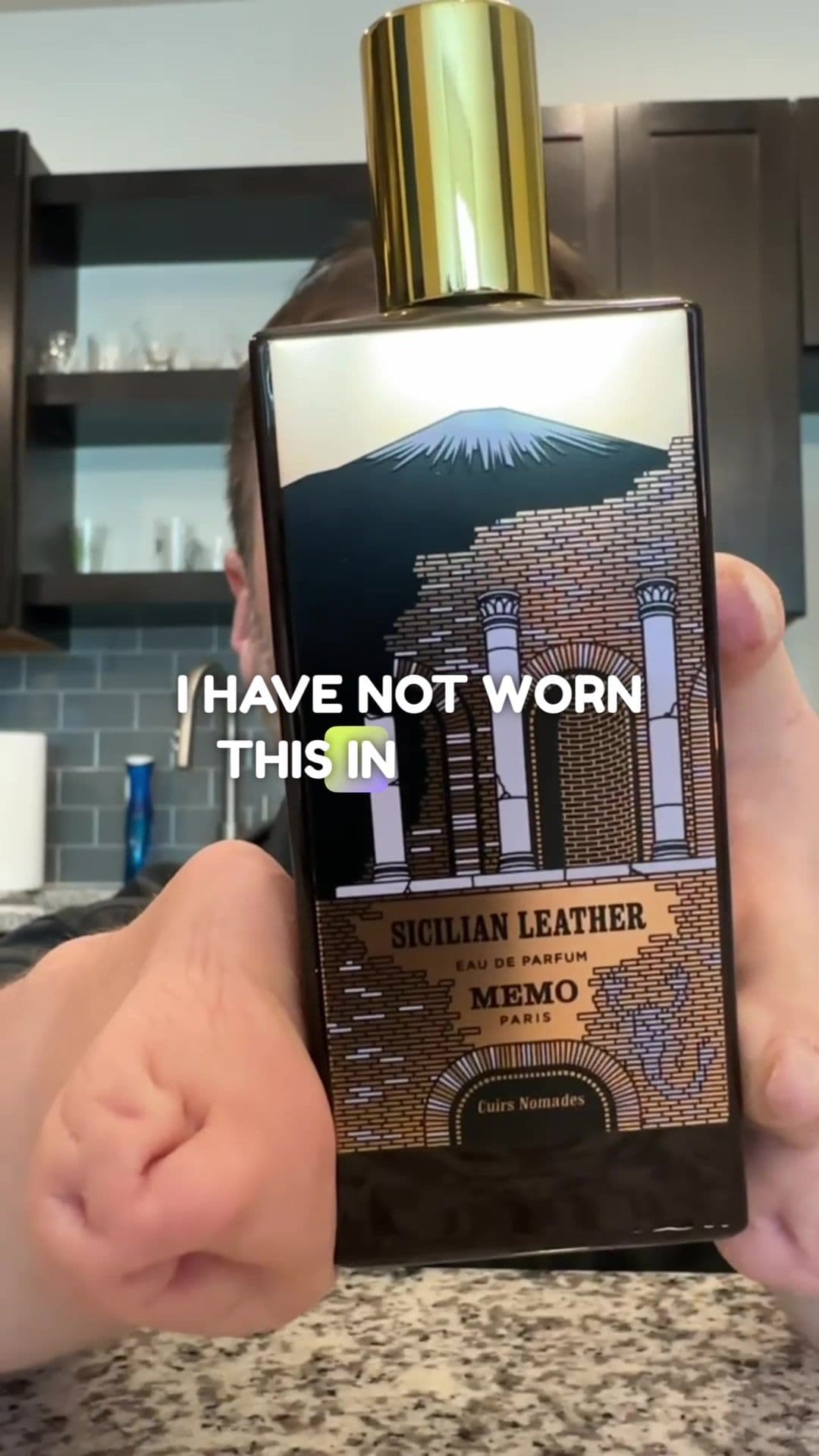 Wearing a Forgotten Memo Paris Fragrance: Sicilian Leather. We talk about a Memo Paris fragrance called Sicilian Leather that I haven't worn in a long time. It's a beautiful green fragrance with gorgeous leather notes, and while it may not be the best choice for the hot weather today, I just wanted to wear something different and enjoy this fragrance that lasts around 8 hours. #MemoParisfragrance #SicilianLeather #greenleatherfragrance #springfragrance