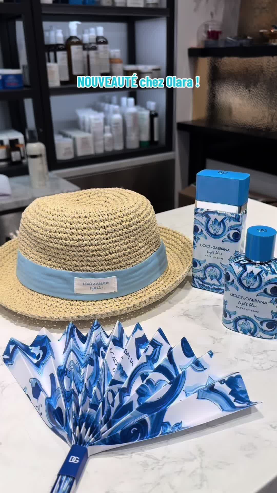 NOUVEAUTÉ chez Olara ! Light Blue Capri in Love de Dolce & Gabbana Un parfum frais, solaire, terriblement estival ! Et en exclu chez nous : 🎁 1 chapeau signé Dolce & Gabbana OFFERT 🎁 1 éventail collector assorti OFFERT (pour tout achat du parfum 100 ml) Viens le découvrir à la boutique : Parfumerie Olara – 24 Rue Beaubourg, Paris 3e Ou commande directement sur : www.olara.fr Like si tu veux déjà partir en vacances Commente si tu veux qu’on te le fasse sentir Abonne-toi pour ne rien rater des prochaines exclus #dolcegabbana #lightblue #capriinlove #nouveauteparfum #olara #cadeauparfum #parfumerieparis #tiktokbeaute #CapCut 