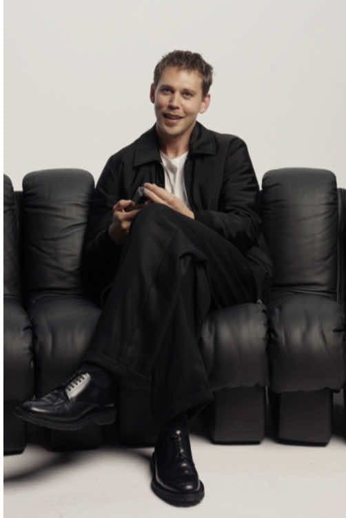 Is that ginger? There’s only one way to find out 😏 MYSLF L’Absolu. #PerfumeTikTok #MensFragrance 