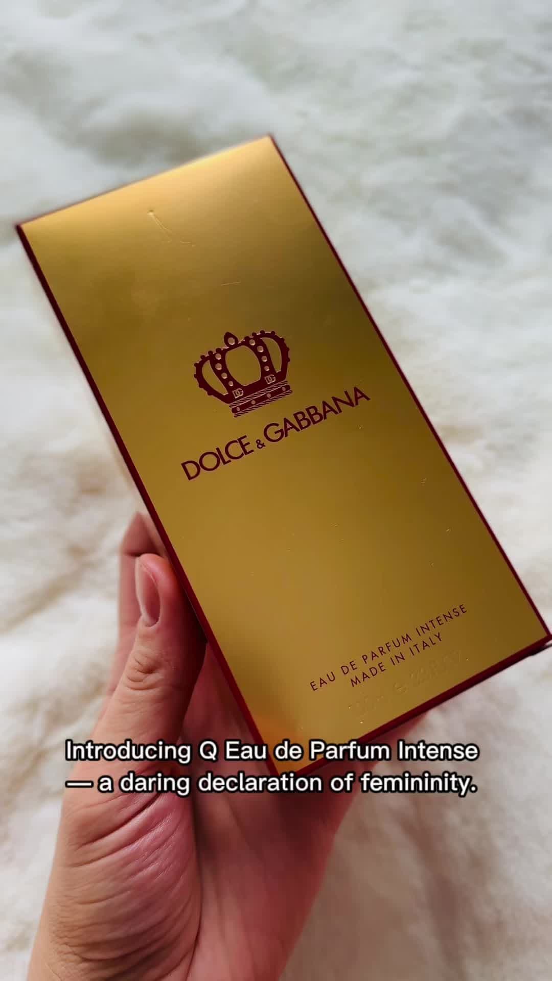 🔥 A crown for your senses. 🍒 Dark cherry seduction, 💐 powdery elegance, and 🌙 sensual amber — all in one unforgettable fragrance. 👑 Q Eau de Parfum Intense — bold, regal, yours.” #DolceGabbana #QIntense #PerfumeLovers #CherryNotes #LuxuryFragrance #ScentOfPower #NewFragrance##perfumetiktok #perfumeaddict #perfumes #perfumecollection #perfumecheck 