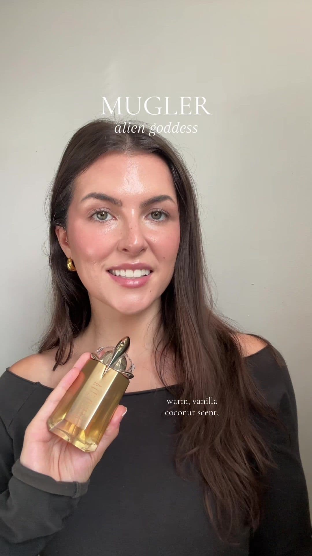 radiant, addictive & magnetizing 💫 the Mugler Alien Goddess Eau de parfum is a sophisticated fragrance with notes of bergamot, coconut cream, jasmine & bourbon vanilla. @Mugler 🤍  #mugleraliengoddess #aliengoddess #perfumetok #giftedbymugler #perfume   