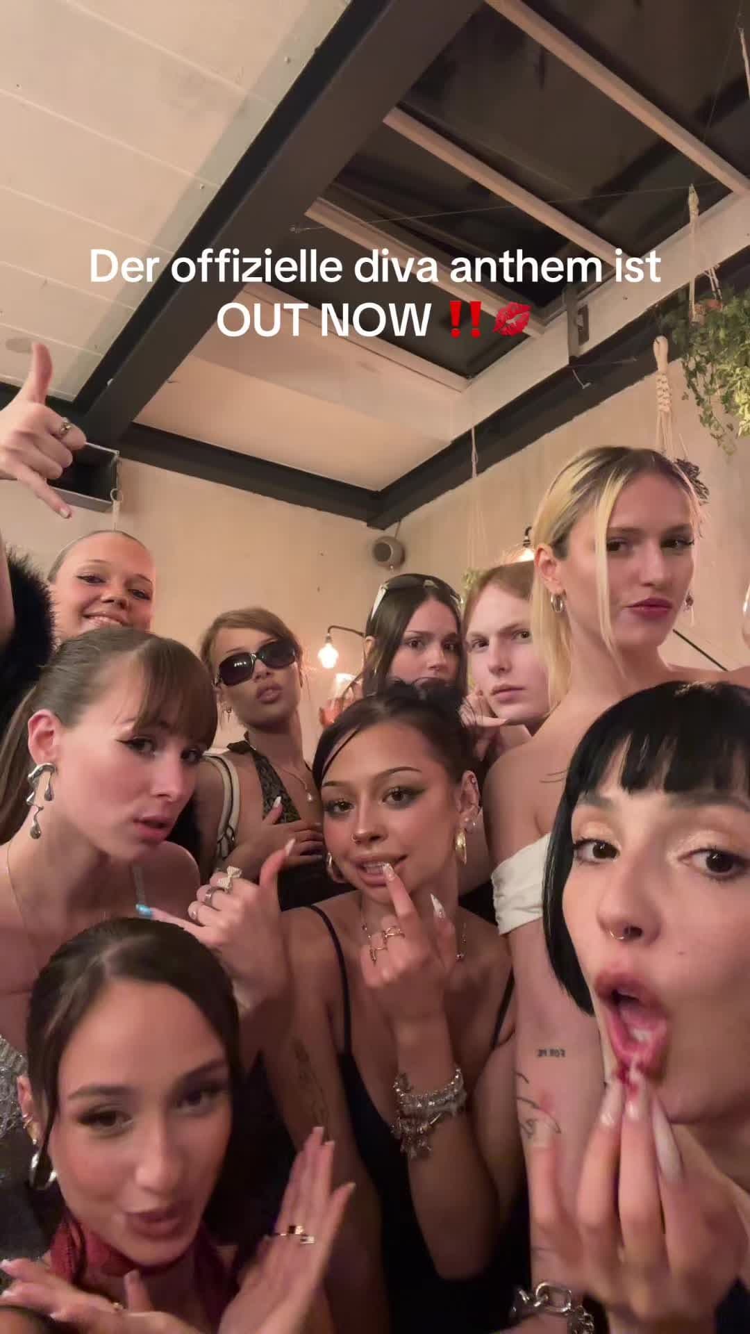 ES IST OUUUUT DOLCE VITA ♾️♾️♾️ #dolcevita #outnow #domiziana 