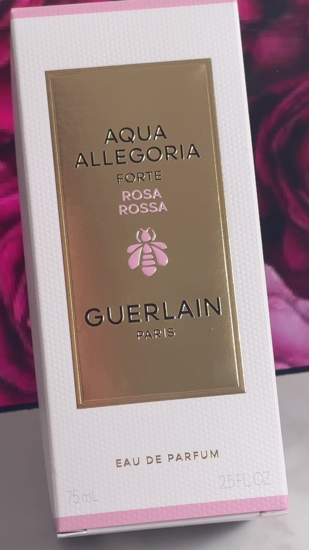 Just tried the new Guerlain Aqua Allegoria Forte Rosa Rossa and it honestly feels like a summer’s evening in a bottle 🌹✨. Think juicy peach, velvety roses and a warm woody finish – it’s romantic, radiant and so addictive 💖 #GuerlainFragrance #RosaRossaForte #FragranceTok #UgcFragrance  #UgcASMR 