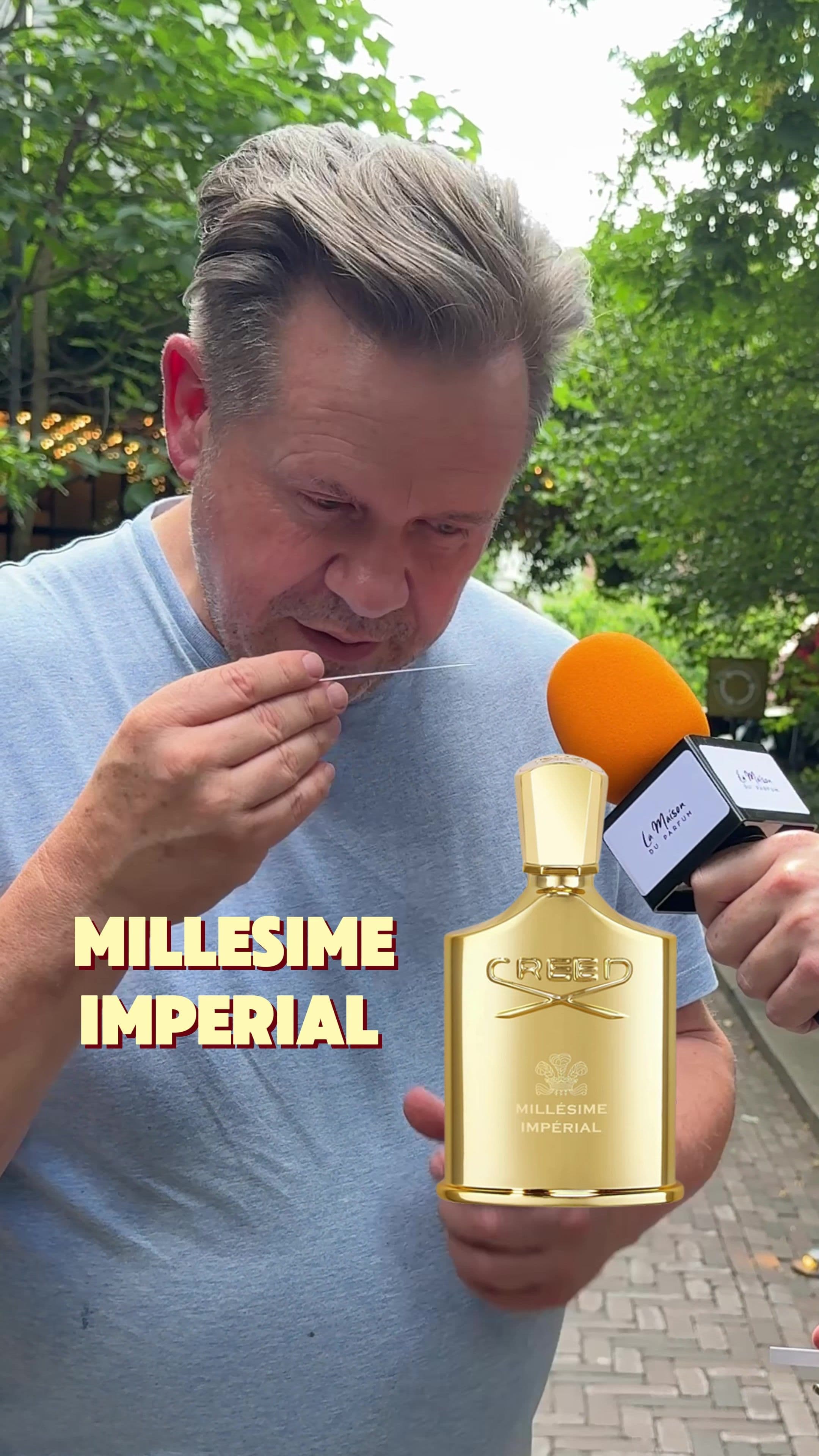 “Heel mannelijk, citrus en perfect voor de zomer” ☀️ Van bergamot tot fruitige zoetigheid—de perfecte balans. Video creation by @sachamio30  #streetinterview #creedperfumes #millesimeimperial #perfumelovers