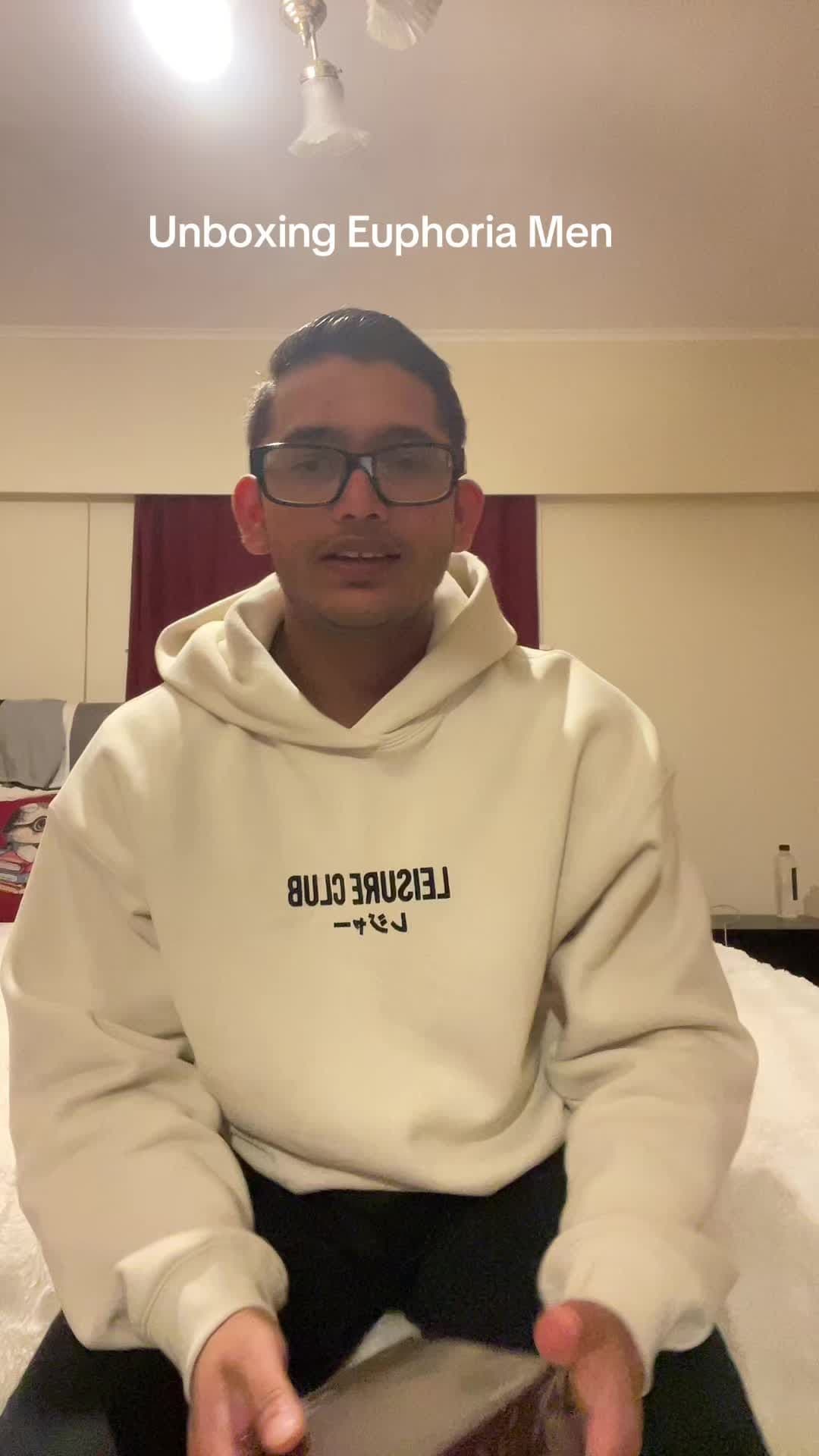 Fragrance Notes & Vibe. Top notes: Spicy ginger, pepper, and a chilly sudachi accord that gives a fresh, invigorating opening. Heart notes: Black basil, sage, and cedar leaf add an aromatic, slightly herbal twist. Base notes: Patchouli, Brazilian redwood, suede, and amber deliver a warm, woody-amber finish. The scent is described as masculine, sensual, warm, and seductive—great for both everyday and date-night wear. #fyp #euphoriamencalvinklein #frangancetok #nz #chemistwarehouse 