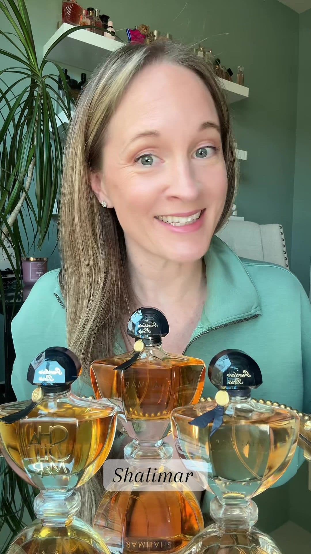 Fragrance Review: Guerlain Shalimar #fragrance #perfume #fragrancereview #perfumereview 