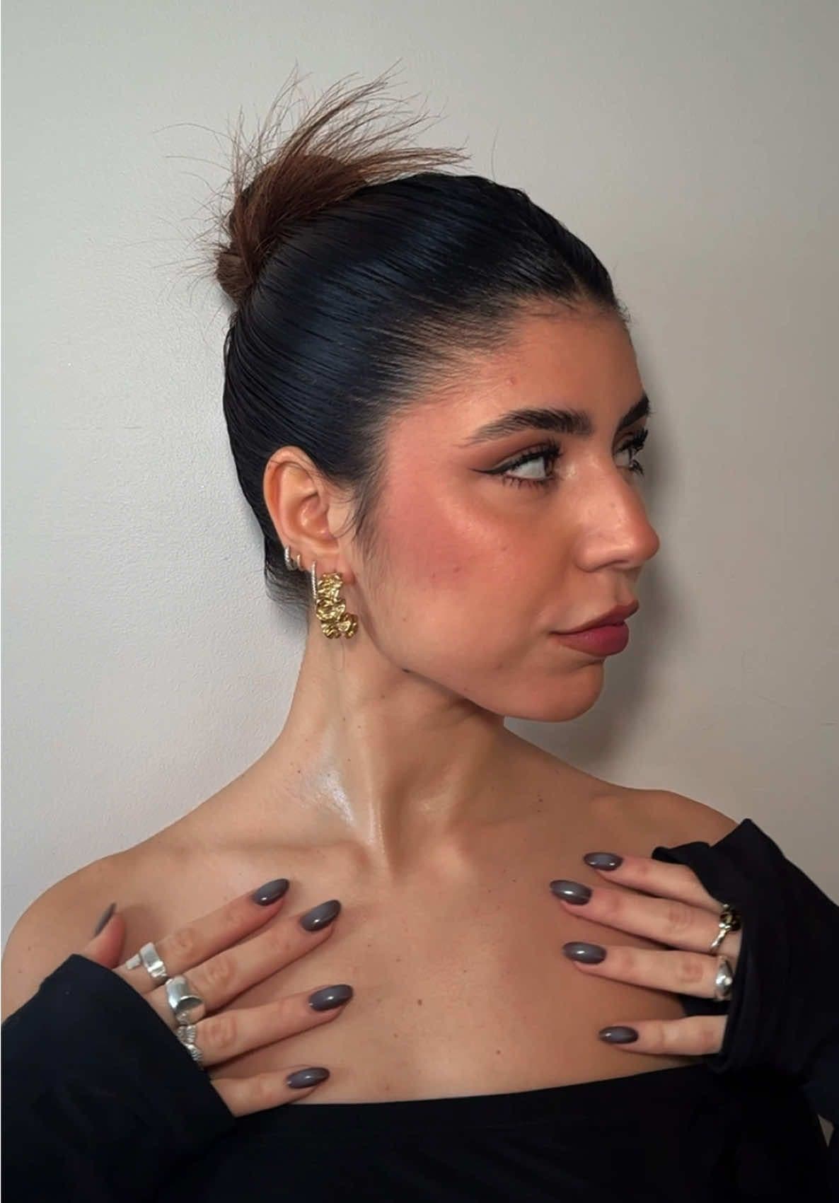 La metamorfosis comienza cuando te atreves a brillar  #AngelFantasm @Mugler #Publicidad