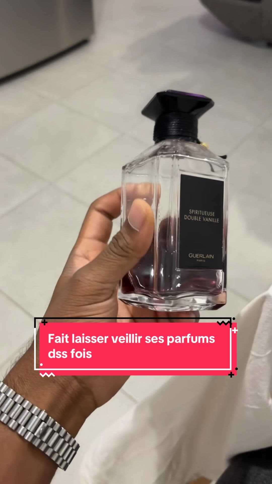 Spiritueuse double vanille de plus de de 3ans c’est pas un parfum normal ! Laissez macérer un peu vos parfums ! 