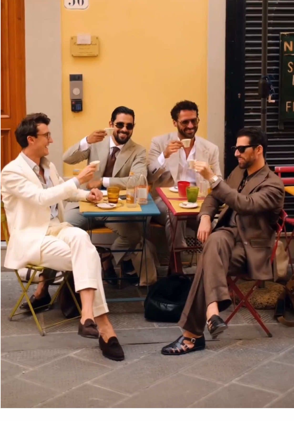 When you’re from different countries but the same passion for la dolce vita 🍕☕️🇮🇹  @Magno Scavo@Carlos_Domord @AntonMasko #italianstyle #menswearfashion #ladolcevita #italianfashion #menswear 