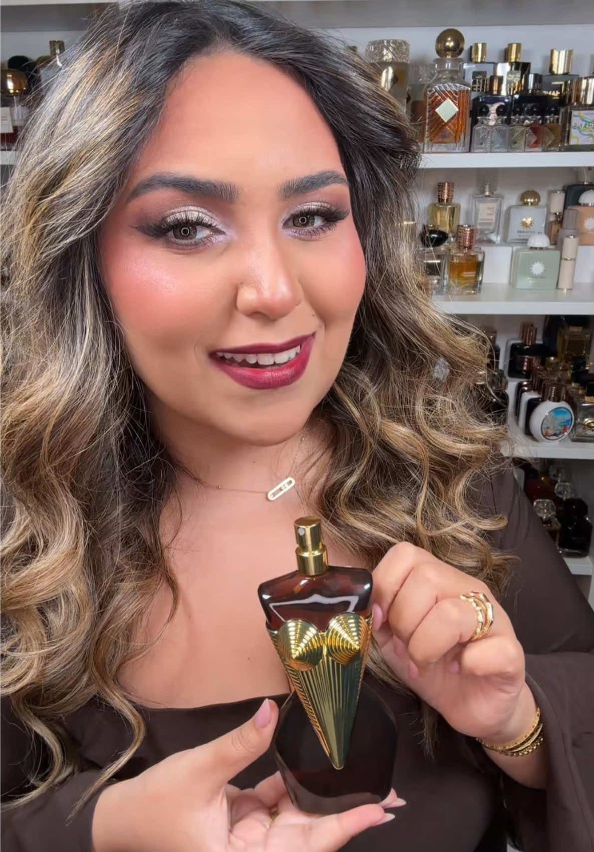 Divine Elixir de @JeanPaulGaultier est incroyable !! Je ne la quitte plus ! Ma fragrance audacieuse et envoûtante, qui incarne une féminité solaire, sensuelle et irrésistiblement magnétique !  #parfumtiktok #vanilla #JeanPaulGaultier  #jpgperfumes #divineelixir