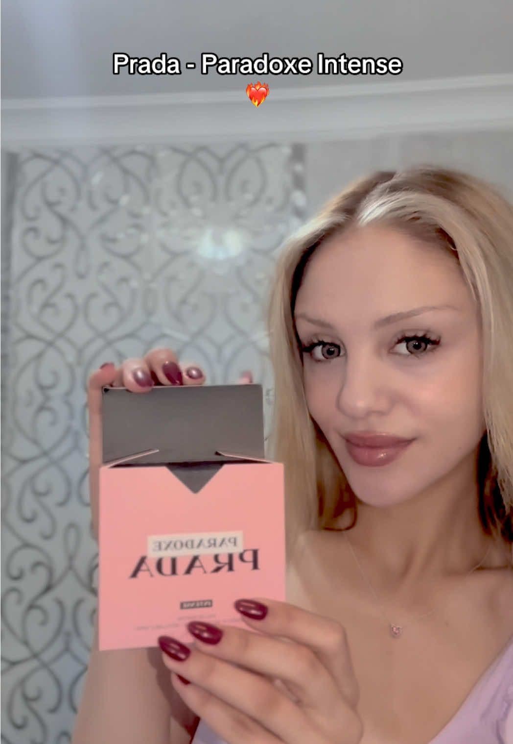 En seksi kadın parfümü budur #fy #keşfet #keşfett #parfum #prada 