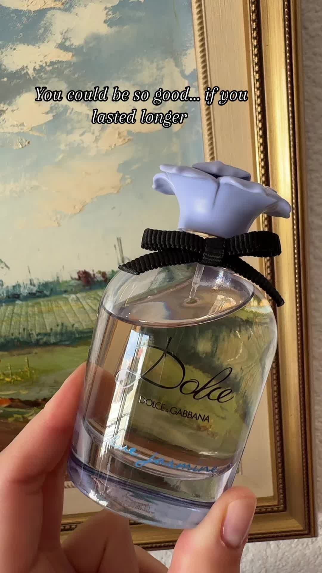 Fig, jasmine and cedarwood perfect soft combination but… lasting like nothing ❄️ #dolcebluejasmine #dolceandgabbana #perfume #fyp #perfumetok  