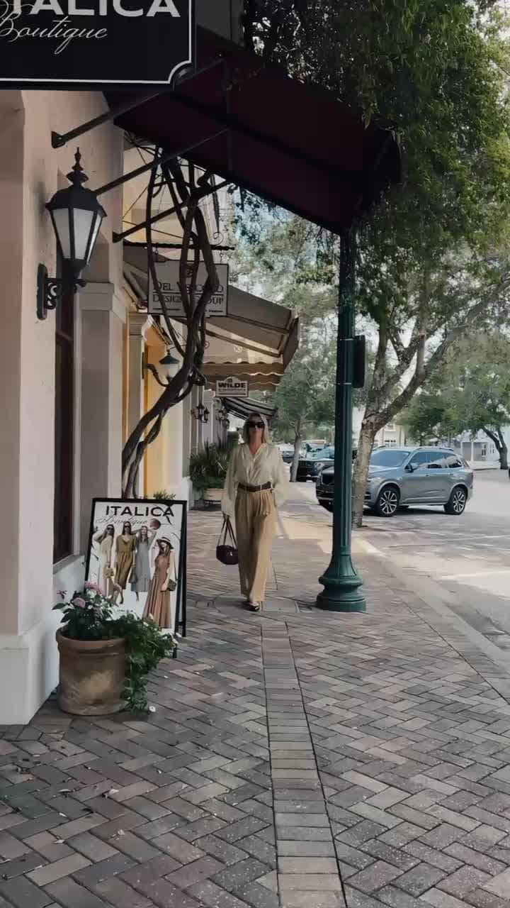 #boutiqu #italianstyle #italianmoda #womensclothing #sarasota #fashionboutique #Italianboutique #Italica 