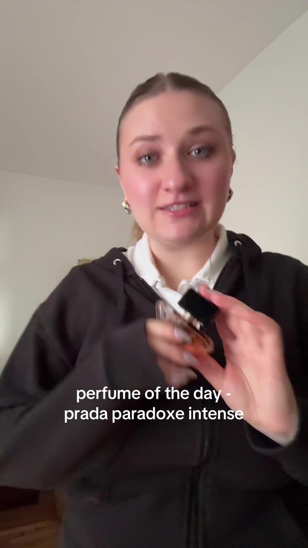 get the travel size and see how you like it! @Prada #pradaparadoxe #perfume #perfumetiktok #perfumetok #pradabeauty 