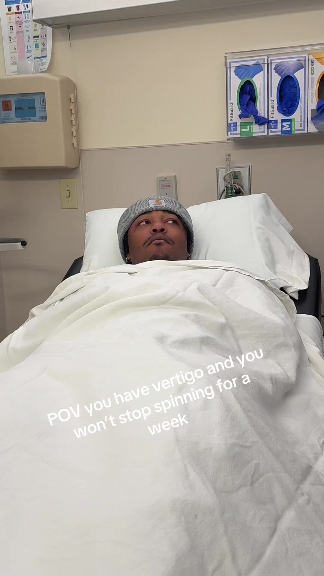 Help me  #vertigo #hospital #hospitaltiktoks #trending #fyp 