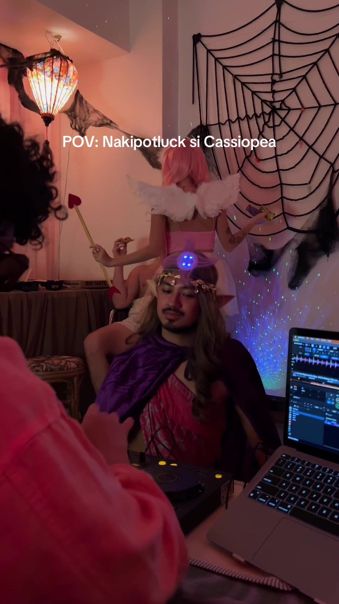Cassiopea natagpuang nakiki Halloween. #encantadia #halloween #cassiopeia #sanggre #fyp