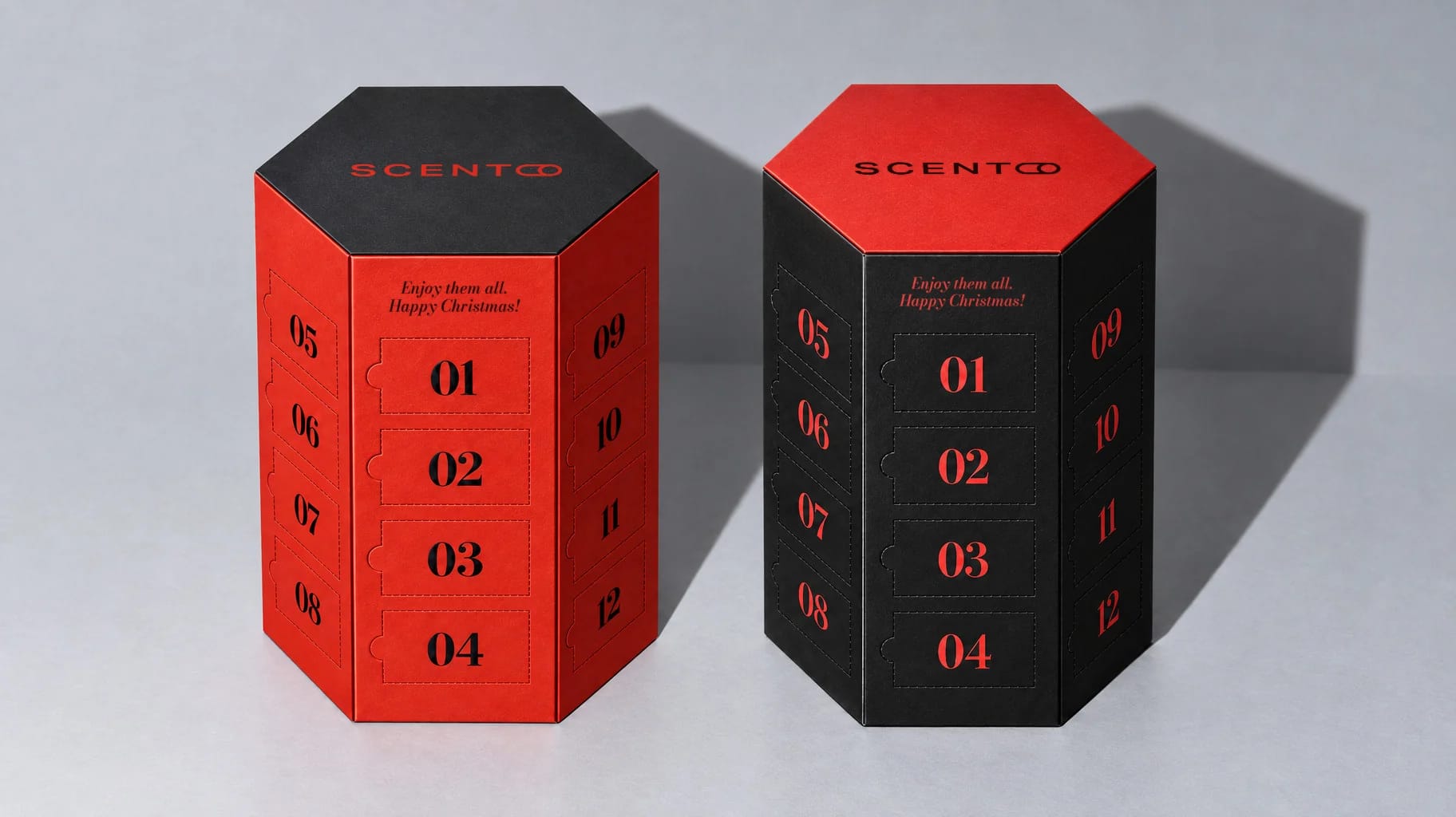 Calendario rojo para ella junto al calendario negro para él